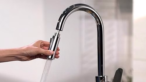 Hansgrohe Miscelatore monocomando per cucina 240 FOCUS DN 15, con doccetta estraibile cromo