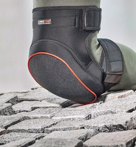 Genouillères KevSafe DIN/EN14404 universelles noires KNEETEK de la marque Kneetek Genouillères universelles noires KevSafe DIN/EN14404 de KNEETEK, référence 4000374817, catégorie accessoires/protection des pieds.