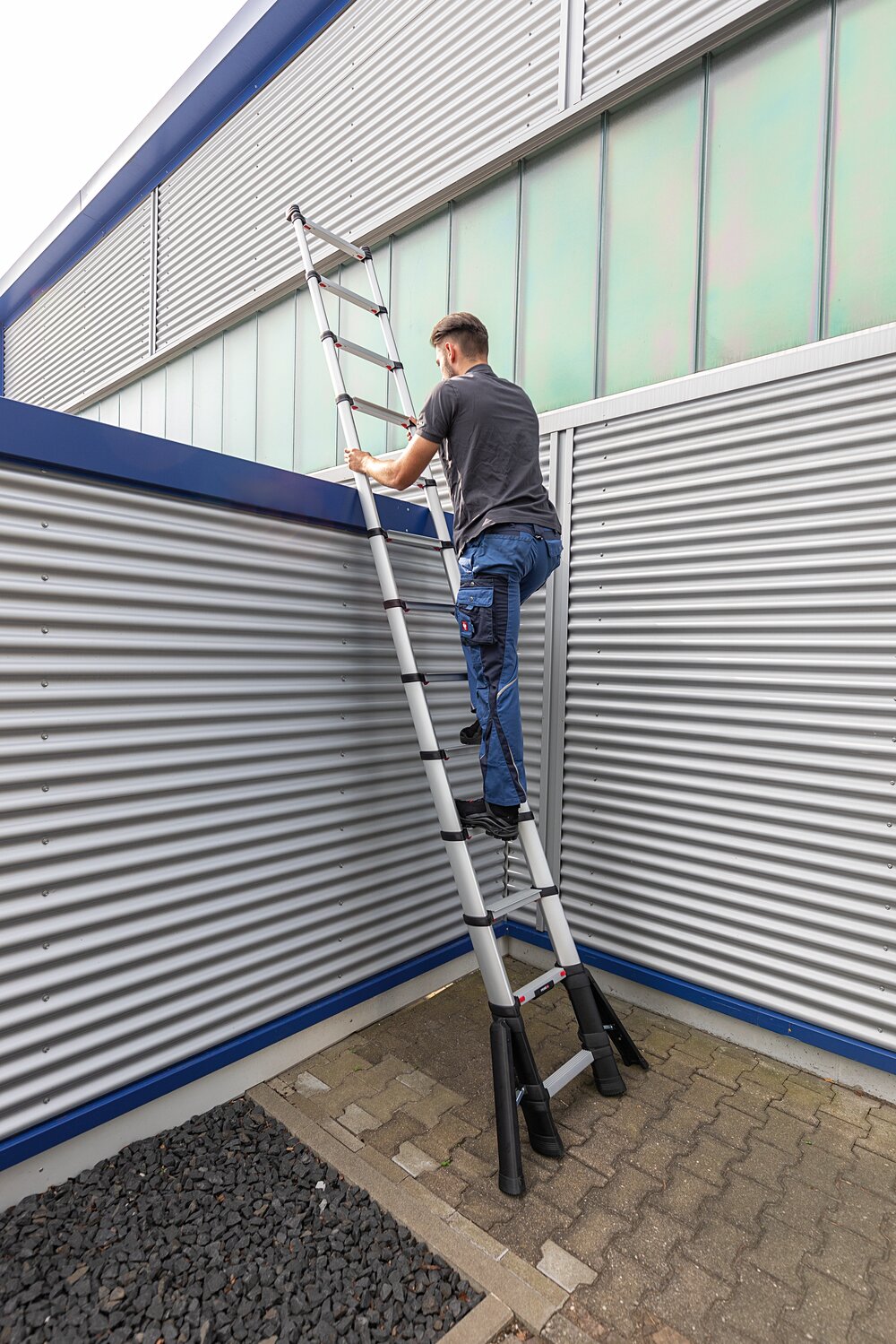 Milieubild 3817823 Munk Stufen-Teleskopleiter Prime Line 9 Stufen