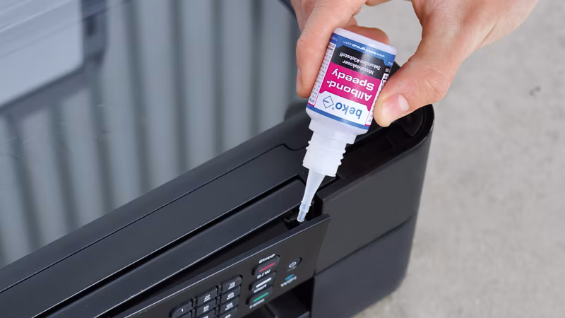 1-Komponenten-Cyanacrylat-Reaktionsklebstoff Allbond-Speedy 20 g Person