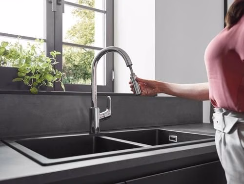 Hansgrohe Miscelatore monocomando per cucina 240 FOCUS DN 15, con doccetta estraibile cromo