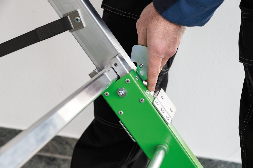 Produktbild Detailansicht 3816625 Echelle à plate-forme Munk enfichable compacte