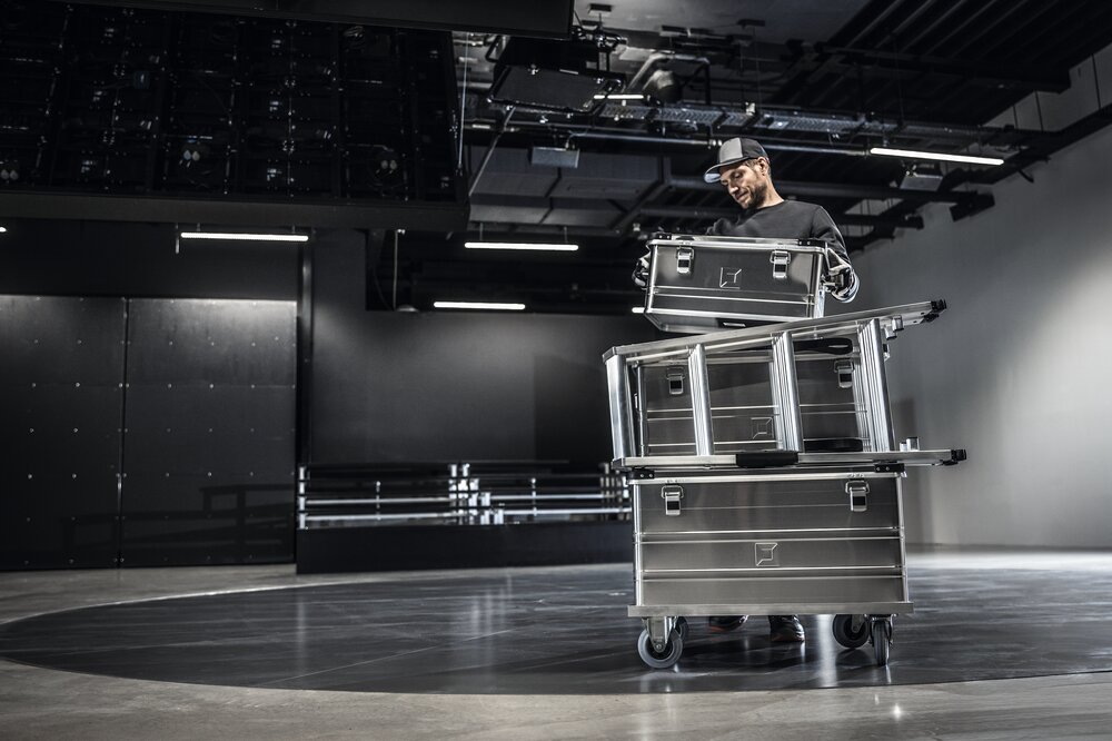 Scatole da trasporto Munk impilabili 47 L