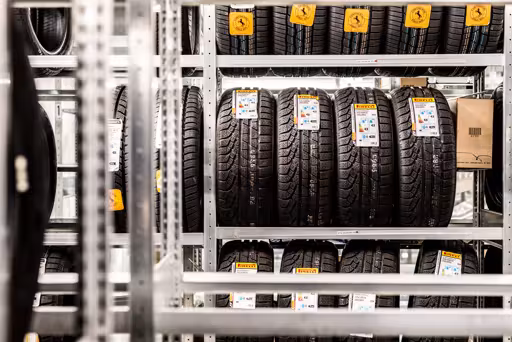 Immagine aggiuntiva dell'articolo Ripiano aggiuntivo per portaruote/pneumatici, 1300 mm (AxLxP), zincato, carico del compartimento 150 kg per livello dal magazzino ricambi auto