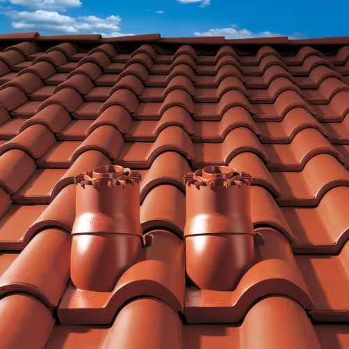 Venduct Be-/Entlüfterrohr kurz DN 110 rot, mit Wellengitter aus der Kategorie Steildachdurchgänge mit der GTIN 4027822841266 Venduct Be-/Entlüfterrohr kurz DN 110 mit Wetterkappe, Wellengitter von der Marke Klöber aus der Kategorie Steildachdurchgänge