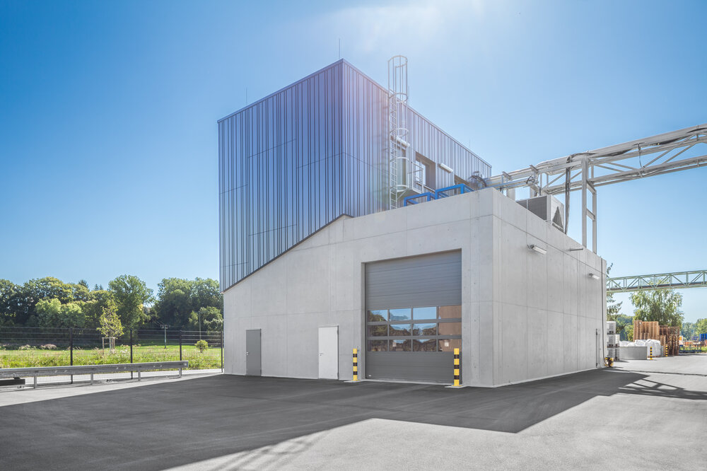 Scala verticale Munk a trazione singola con protezione posteriore in acciaio zincato 5,96 m