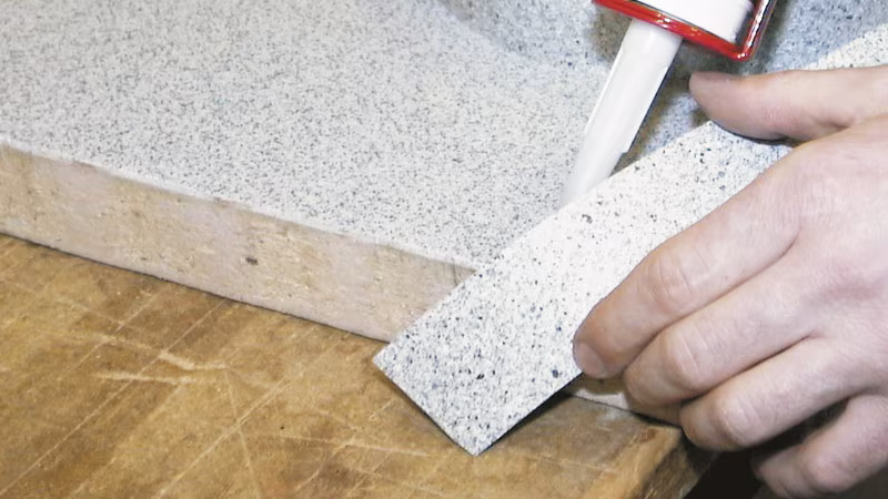 beko colle forte PU 310 ml beige Drinnen, Innenarchitektur, Fußboden, Bodenbeläge, Person