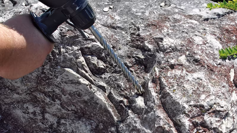 Cassetta di punte per trapano a percussione QUAD-SDS plus da 7 pezzi Rock, Draußen