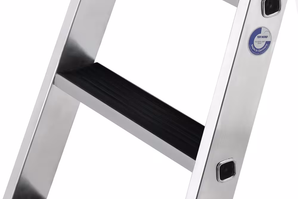 Kit di retrofit Munk clip-step per scale a pioli a 10 gradini di Günzburger Steigtechnik Kit di adattamento Munk clip-step per scale a pioli della categoria "Scale allungabili" con numero di articolo 041825