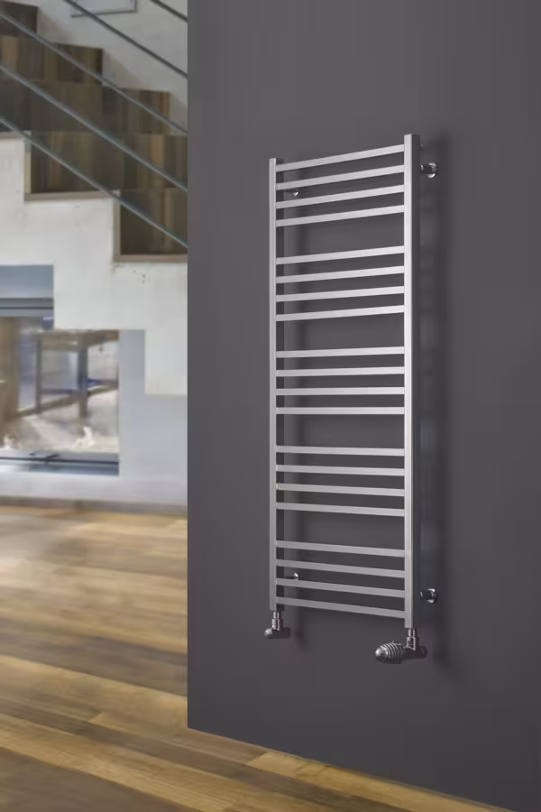 Radiatore da bagno C4 740 mm x 500 mm 196 watt cromato di Ximax Radiatore da bagno Ximax C4 cromato, radiatore da bagno, articolo n. 10069