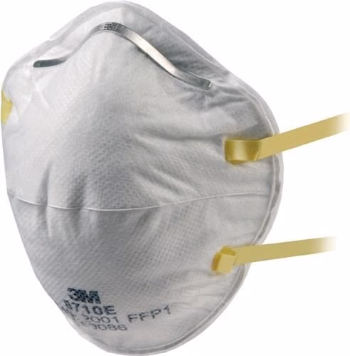 Maschera respiratoria 3M FFP1 NR D 8710E senza valvola di espirazione. Maschera respiratoria 3M FFP1 NR D 8710E senza valvola di espirazione, appartenente alla categoria respiratori e filtri, con codice articolo 4000370657