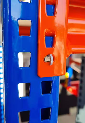 Perno di chiusura tipo ZG della marca Schulte Lagertechnik dal programma delle scaffalature a grande campata