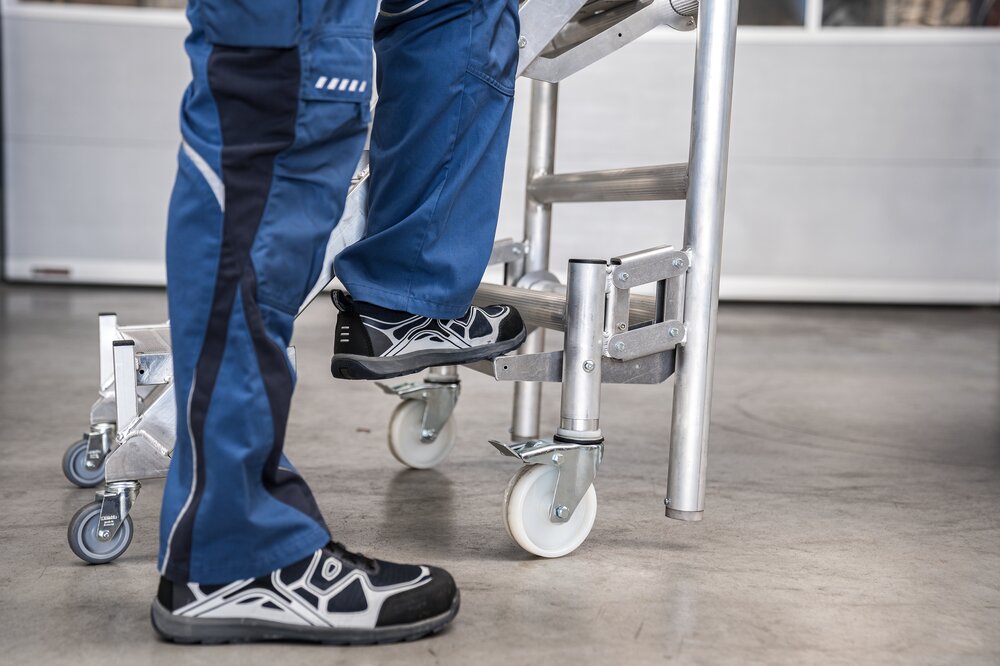 Milieubild 2178055 Munk Montageplattform mit Treppenzustieg