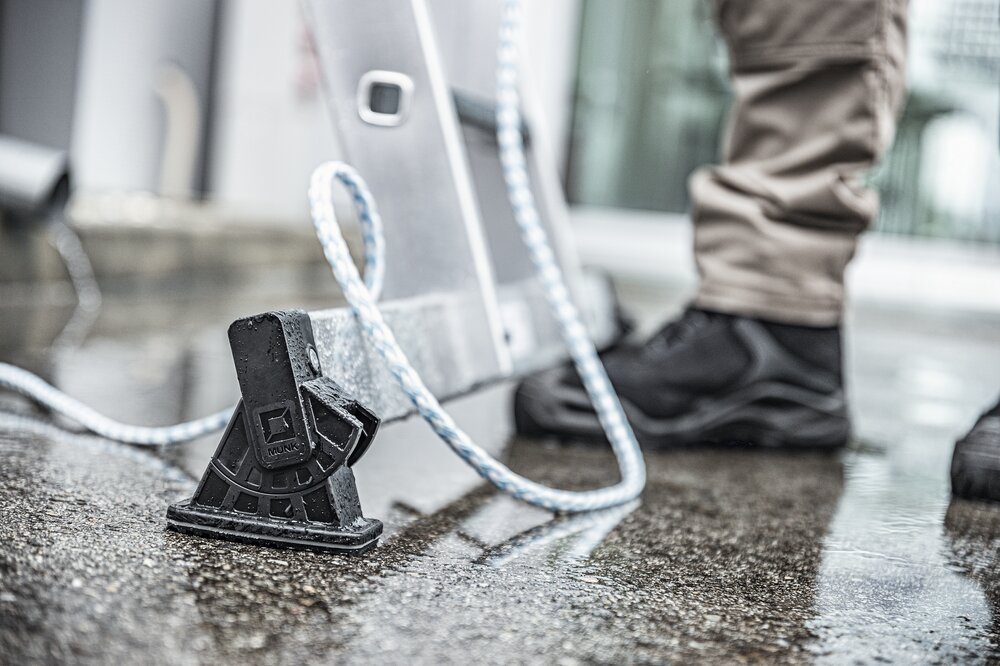 Munk Stufen-Seilzugleiter 2-teilig mit Handlauf und Ausstiegsholm 2x12 Stufen