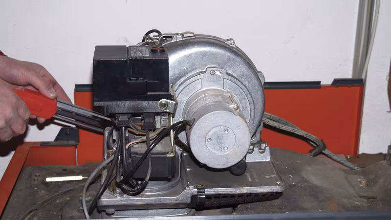 Detergente per bruciatori TecLine 400 ml Person, Maschine