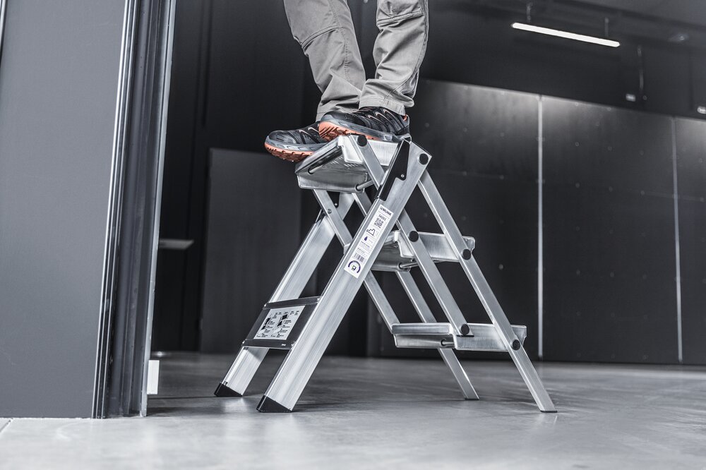 Milieubild 3817529 Munk ML Kompakt-Tritt 2 Stufen Alu-Quintett-Design