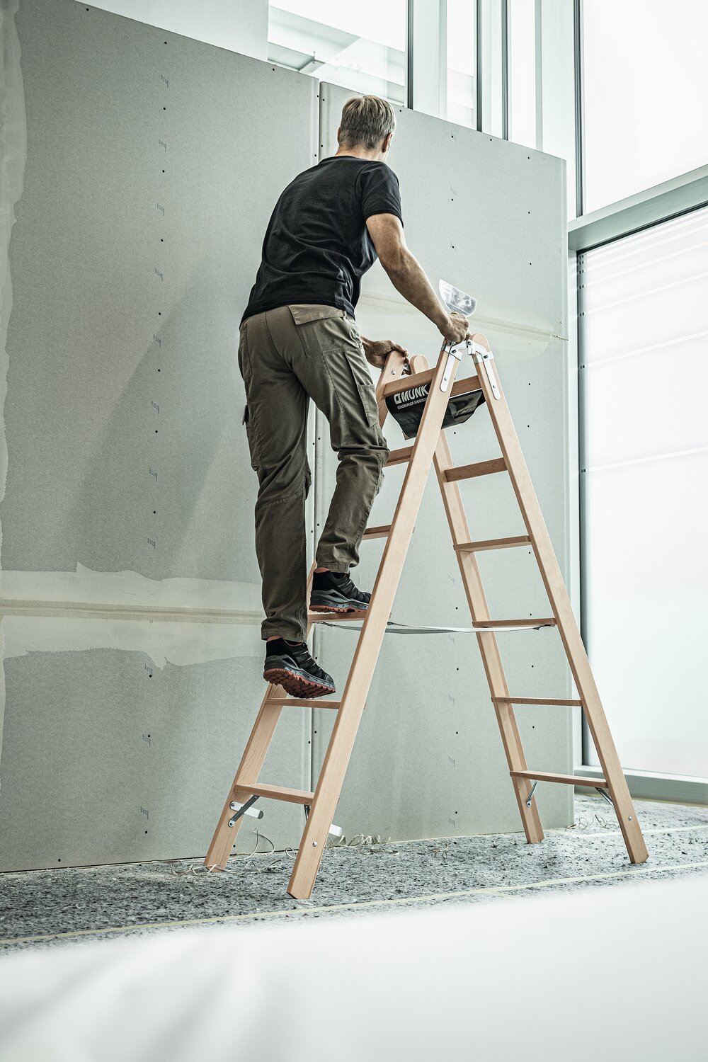 Munk Stufen-Stehleiter Holz 2x3 Stufen