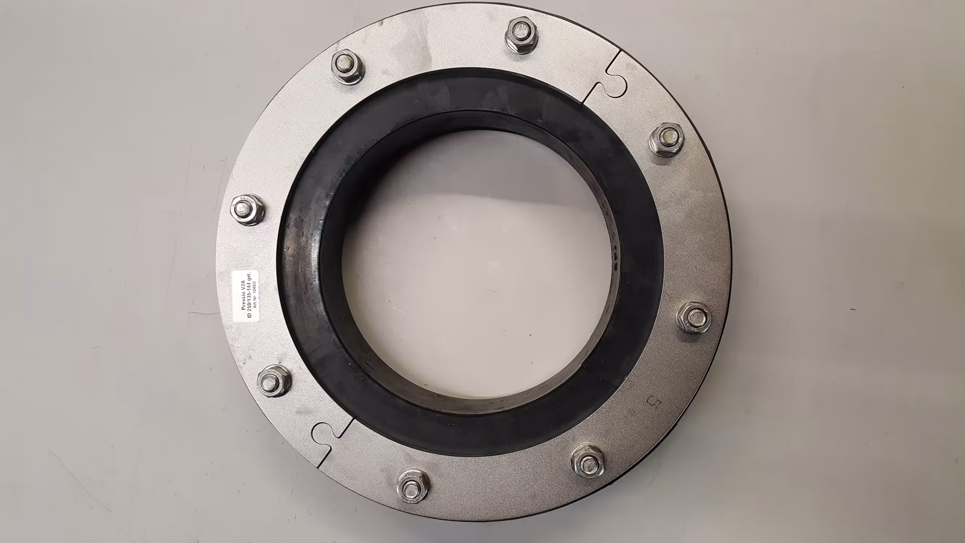 Joint d'espace annulaire Pressio-Rings SPLIT, 1x40 mm en caoutchouc EPDM, plaques de pression V2A, vis V2A, écrous V4A, joint d'espace annulaire, réf. 10600