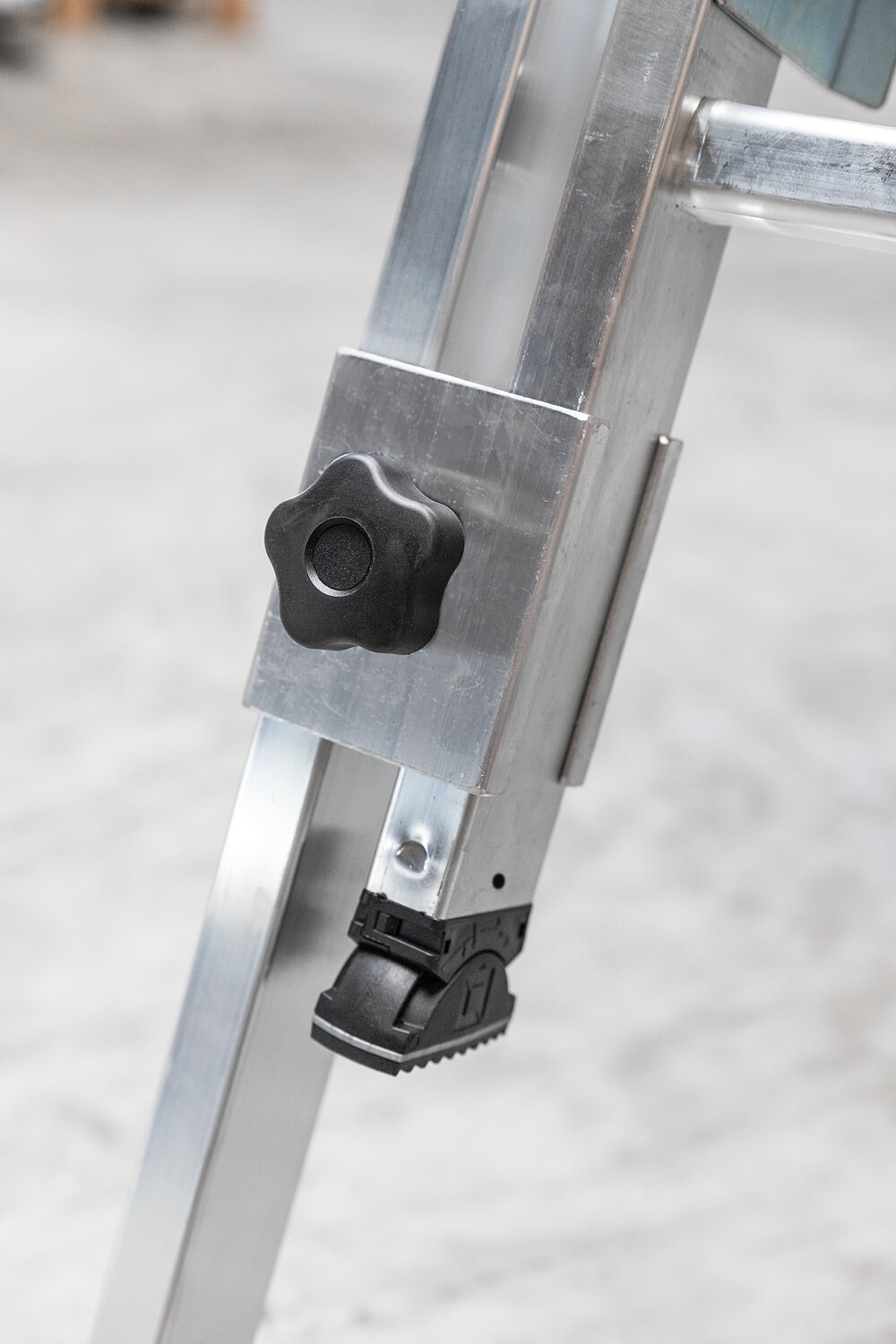 Produktbild Detailansicht 3813540 Munk Sprossen-Stehleiter treppengängig 2x7 Sprossen