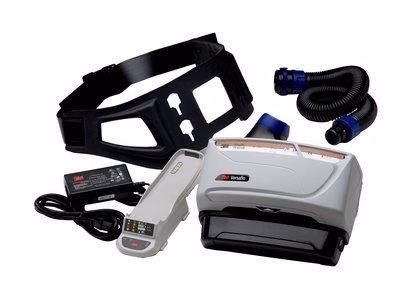 Kit iniziale per respiratore purificatore d'aria a ventilazione assistita Versaflo™ TR-315E+ - Marca 3M Kit iniziale per respiratore purificatore d'aria a ventilazione assistita Versaflo™ TR-315E+ TR-315E+ 3M della categoria Respiratori e filtri con codice articolo 8000327144