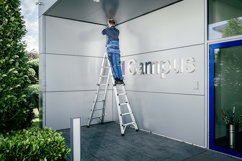 Scala telescopica Munk a 4 sezioni senza traversa 4x3 pioli