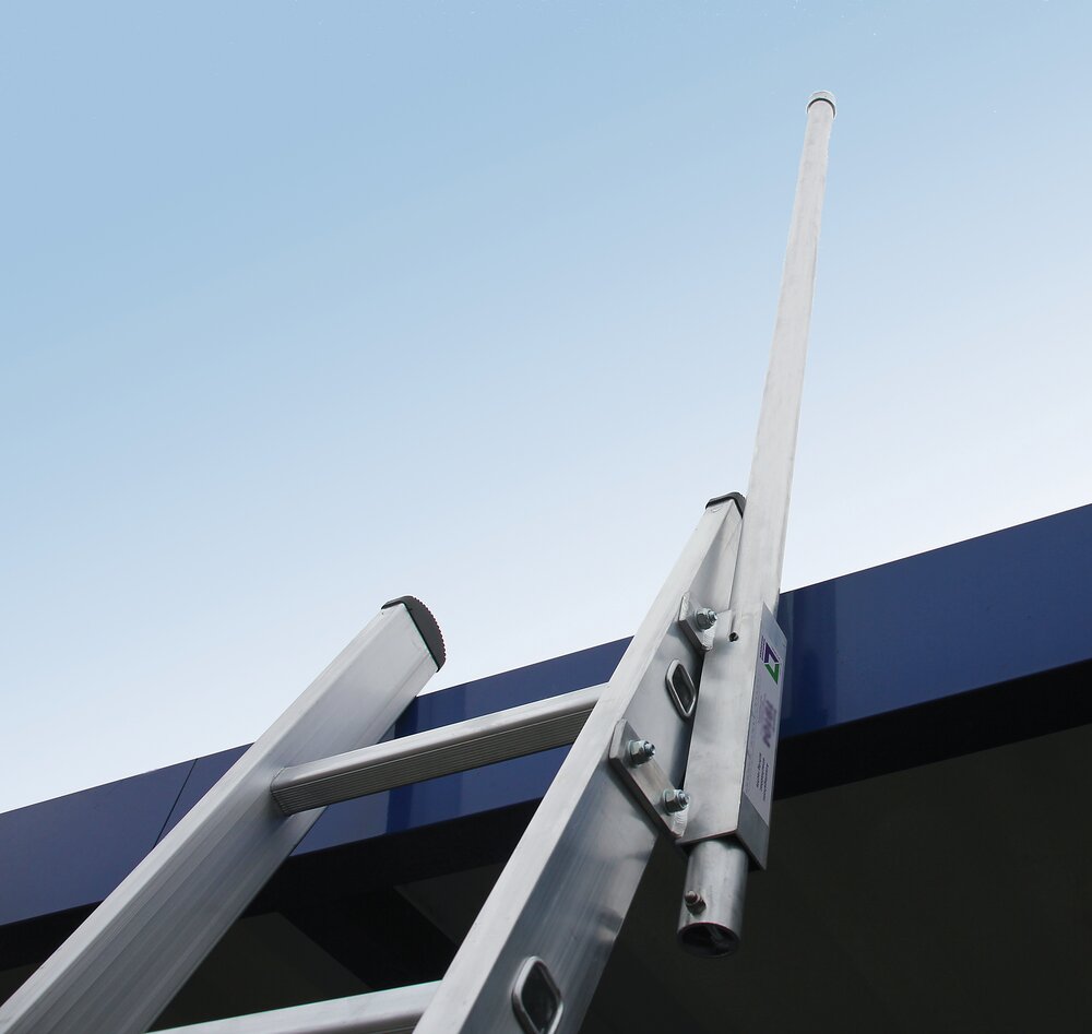 Milieubild 3814551 Montant de sortie Munk escamotable pour échelles simples à partir d'un montant de 73 mm Montage en biais à droite