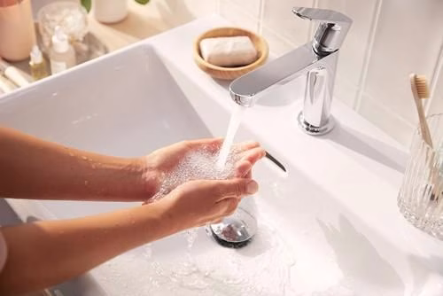 Hansgrohe Einhebel-Waschtischmischer REBRIS S 110 CoolStart ohne Ablaufgarnitur chrom