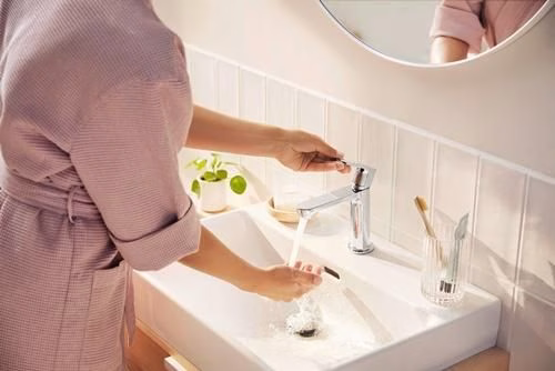 Hansgrohe Einhebel-Waschtischmischer REBRIS S 110 CoolStart ohne Ablaufgarnitur chrom